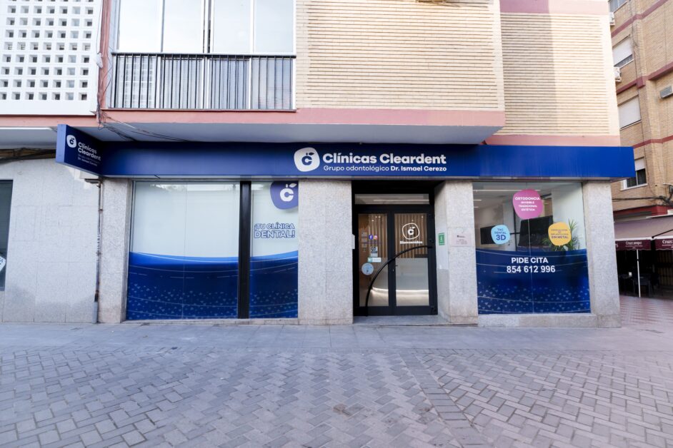 Clínica Dental Cleardent Tomares Negocio En Tomares