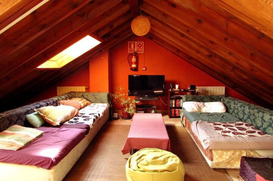 Foto de Hostel Económico en Segovia - DUERMEVELA en Segovia - Imagen 1