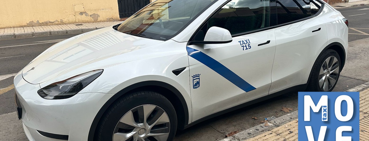 Foto de Taxi Malaga MOVEinmalagataxi LM715 en Málaga - Imagen 1