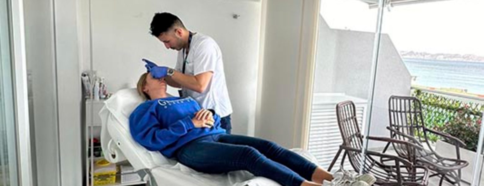 Foto de Dr Sergio Huerta - Medicina Estética Facial Avanzada en Calpe - Imagen 4