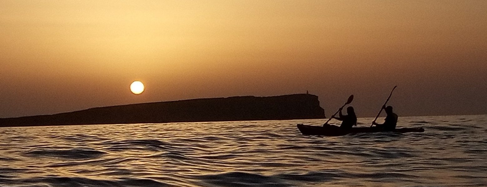Foto de MenorcAventura - Rutas en kayak y Excursiones en Barca desde Cala En Porter en Cala en Porter - Imagen 5
