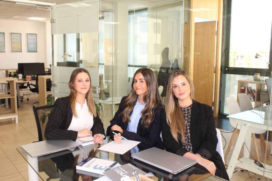Foto de Ainos Abogados Madrid - Tu Familia, Tu Casa y Tu Coche en Madrid - Imagen 9