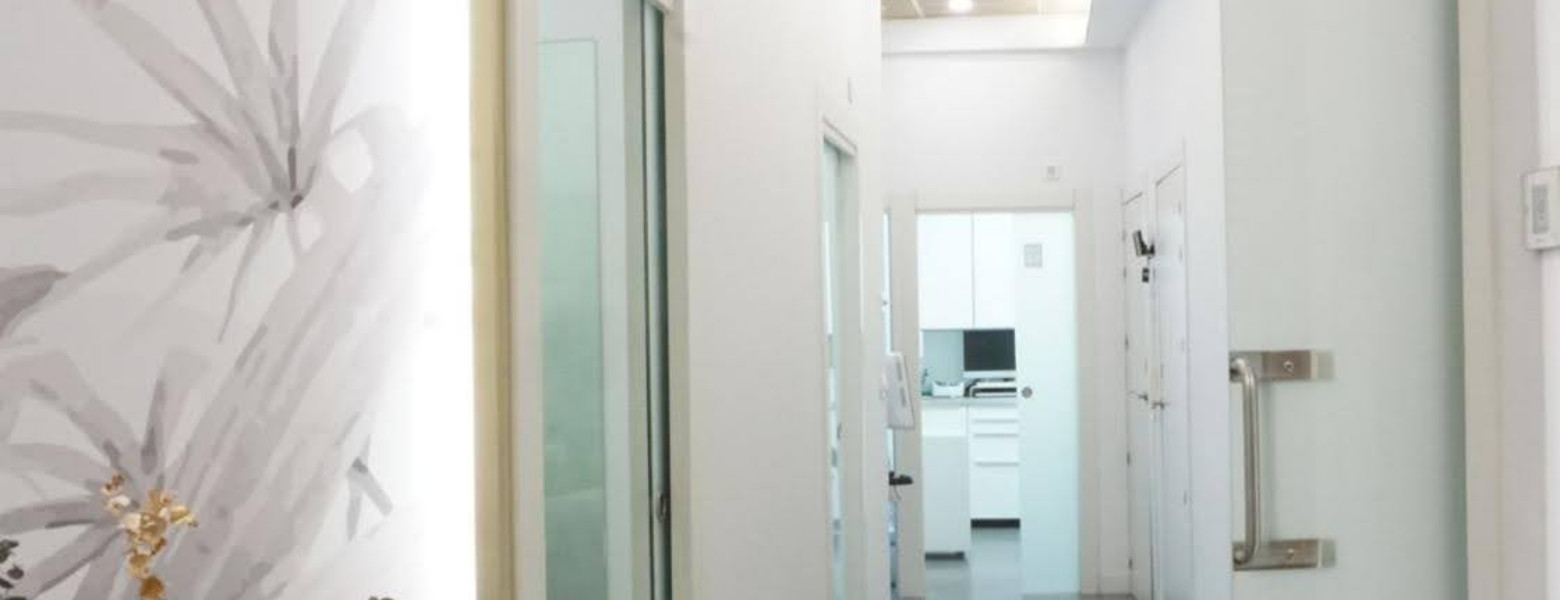 Foto de Clínica Dental Noelia Ródenas en Santiago y Zaraíche - Imagen 3