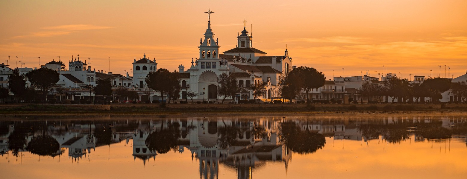 Foto de RADIO TAXI HUELVA| Transfers Huelva, Sevilla, Faro, Málaga en Huelva - Imagen 4