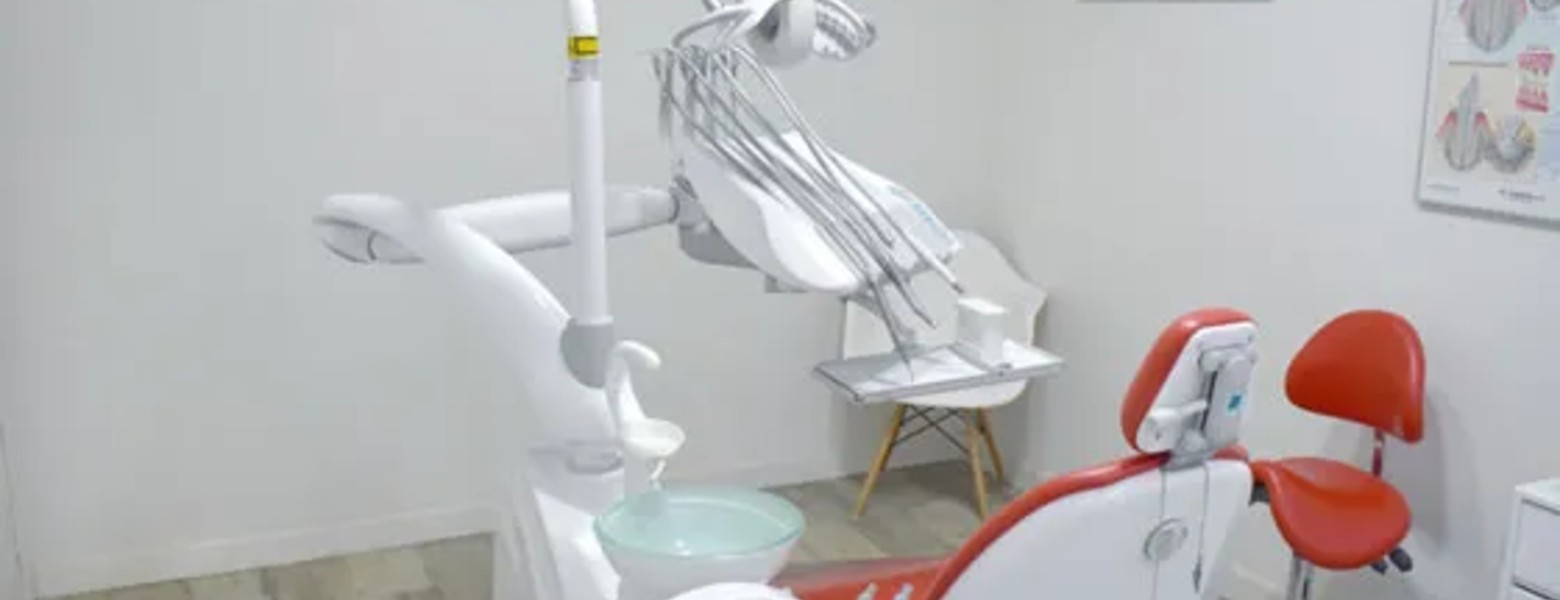 Foto de Volpelleres Dental | Clínica dental en Sant Cugat del Vallés en Sant Cugat del Vallès - Imagen 3