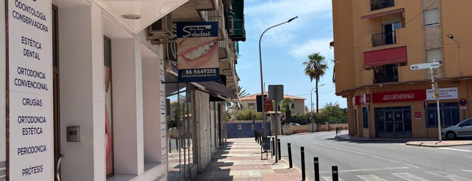 Foto de Clínica Dental Soludent en l'Alfàs del Pi - Imagen 1