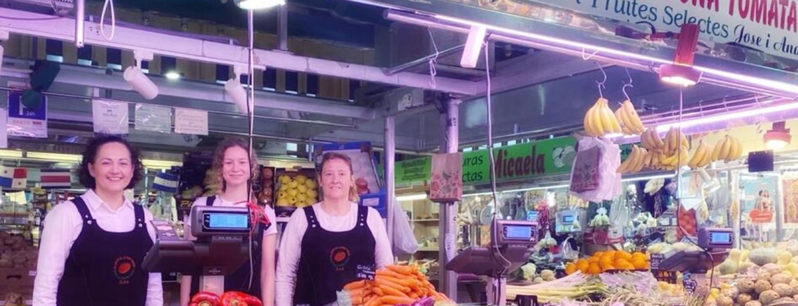 Foto de Fruteria El Cantó de la Bona Tomata Valencia en Valencia - Imagen 1