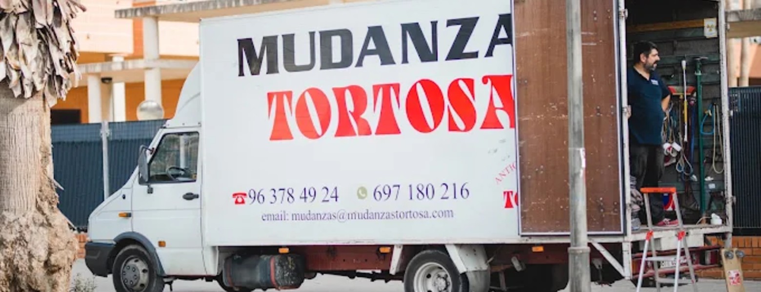 Foto de Empresa de mudanzas en Valencia | Mudanzas Tortosa en Valencia - Imagen 1