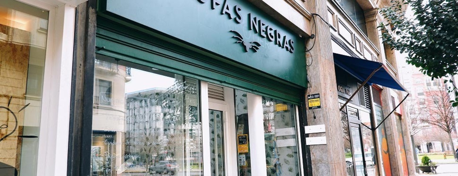 Foto de TRUFAS NEGRAS - Centro de bienestar animal en Bilbao - Imagen 5