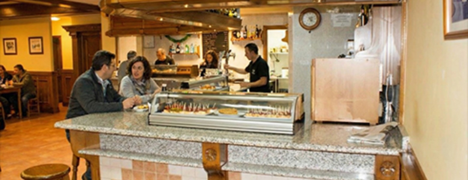 Foto de Bar Restaurante Hostal Plaza en Sacedón - Imagen 5