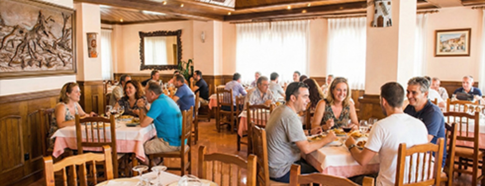 Foto de Bar Restaurante Hostal Plaza en Sacedón - Imagen 6