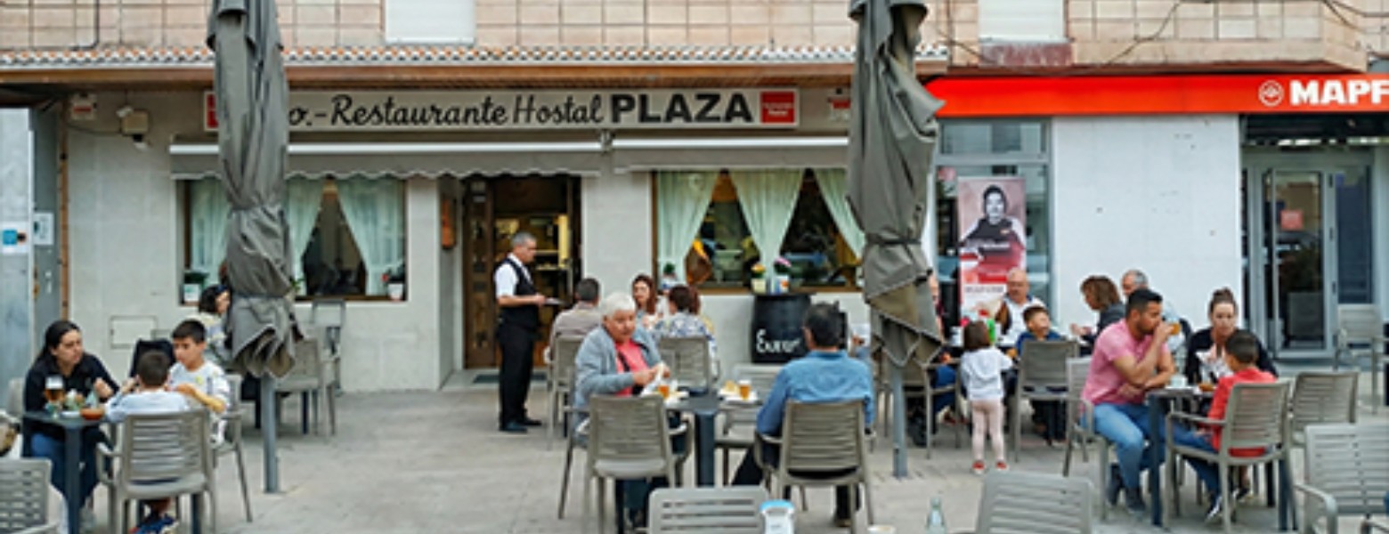 Foto de Bar Restaurante Hostal Plaza en Sacedón - Imagen 8