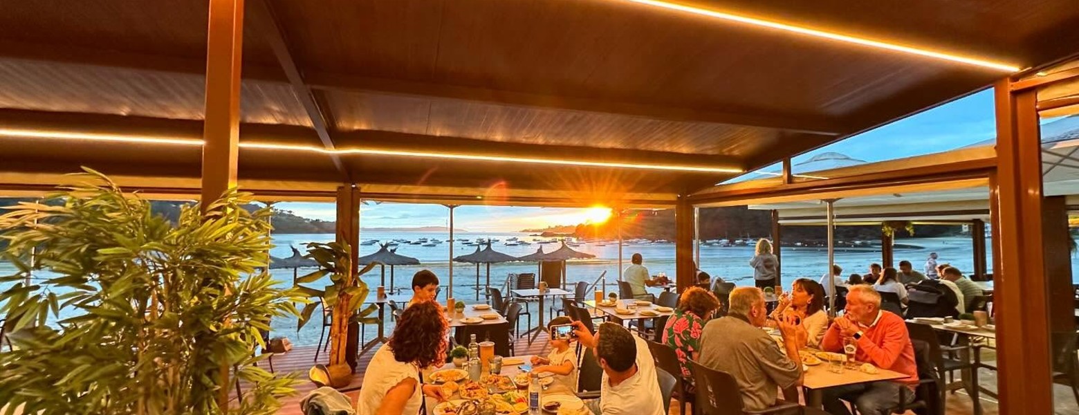 Foto de Argentina Sunset Club - Restaurante y chiringuito en Playa de Cabañas en A Coruña - Imagen 1