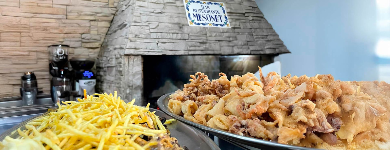 Foto de RESTAURANTE MESONET en Manises - Imagen 1