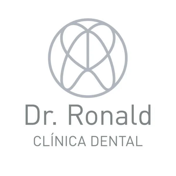 Dr Ronald LOGO RRSS 01