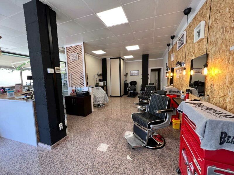 Foto de DOBLE B - Barber & Beauty en Dos Hermanas - Imagen 1