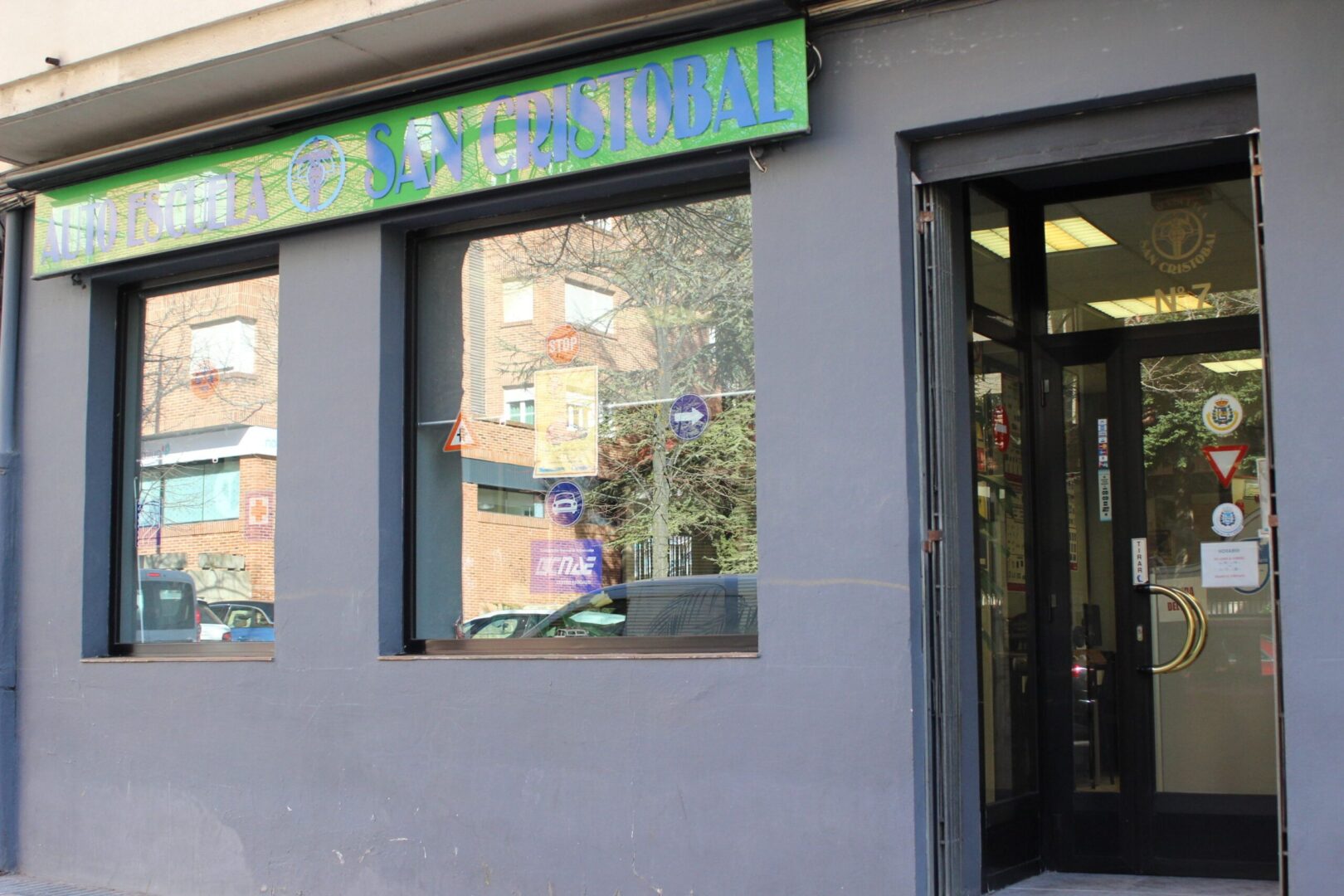Foto de Autoescuela San Cristóbal en Soria - Imagen 1