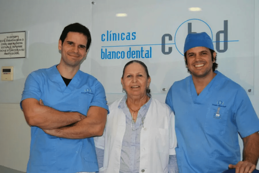 Clínicas Blanco Dental