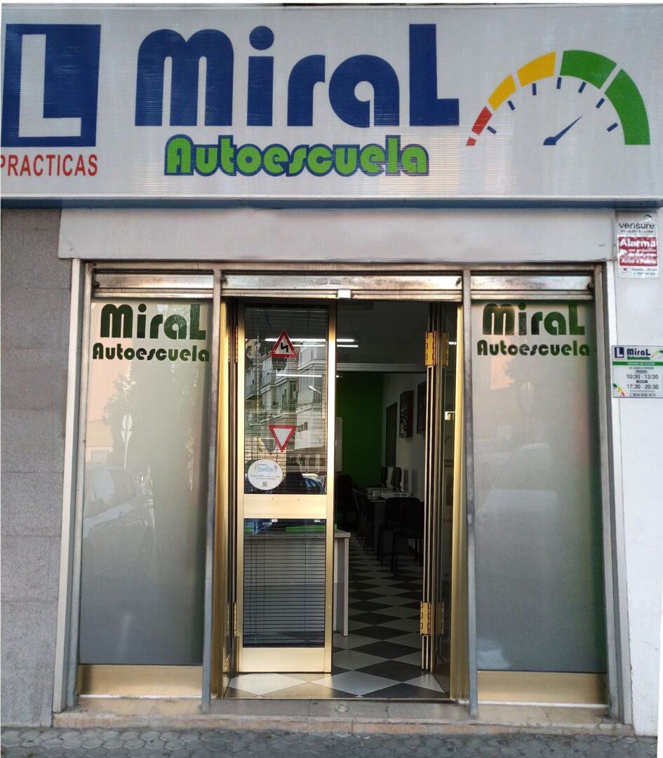 Foto de Autoescuela MiraL en Sevilla - Imagen 1